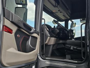 S730 6x2/4 - LIFT - STEERING AXLE / RETARDER / FULL AIR /